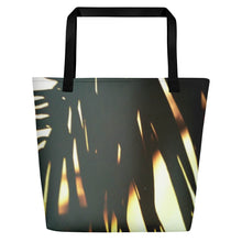 Load image into Gallery viewer, Palm Sunset Print Beach Bag
